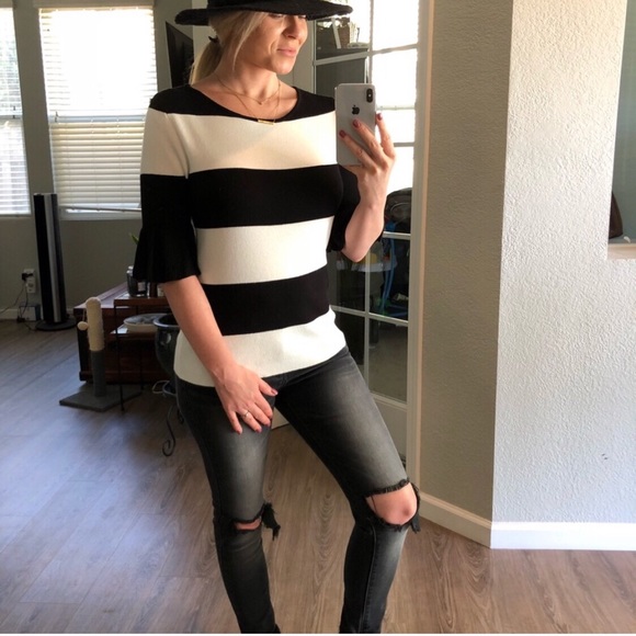 Busted Knee - Picture 3 of 4